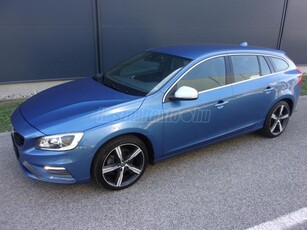 VOLVO V60 2.0 D [D4] R-Design BŐR ALCANTARA.ÜLÉSFŰTÉS.NAVI.BI XENON.DIGIT MŰSZERFAL.TEMPOMAT