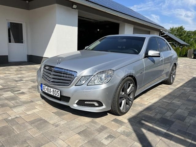 MERCEDES-BENZ E 350 CDI T BlueEFFICIENCY Avantgarde (Automata)