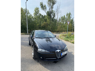 ALFA ROMEO 147 1.6 T.S. Black Line