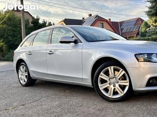 AUDI A4 Avant 2.0 TDI DPF EU5 Panorámatető/17-E...