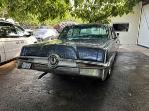 CHRYSLER IMPERIAL