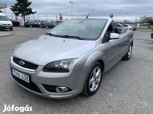 Ford Focus Coupe Cabriolet 2.0 TDCi Titanium bő...