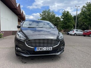 FORD S-MAX 1.5 EcoBoost Business Plus [7 személy]