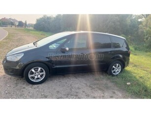 FORD S-MAX S-Max 2.0 TDCI Titanium 85 kW