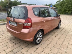 HONDA JAZZ 1.4 LS