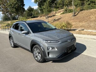 HYUNDAI KONA EV 39kWh Comfort 37300km HŐSZIVATTYÚ Bluelink NAVI KAMERA ÜLÉS-KORMÁNY FŰTÉS