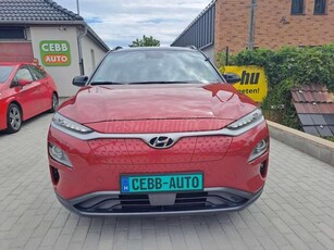 HYUNDAI KONA EV 64kWh Premium Garancia. friss szerviz. hitel 20%-tól