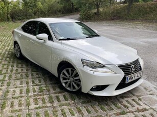 LEXUS IS 300h Comfort Leather&Navigation (Automata)