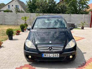 MERCEDES-BENZ A 200 Avantgarde