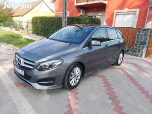 Mercedes-Benz B 160 Magyarországi! Gyönyörű áll...