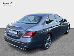 MERCEDES-BENZ E 200 4Matic 9G-TRONIC M.O.i AMG Line