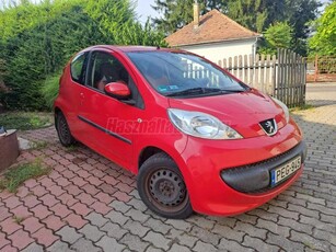 PEUGEOT 107 1.0 Junior