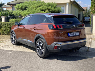 PEUGEOT 3008 1.2 PureTech Allure