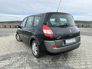 RENAULT GRAND SCENIC Scénic 1.6 Monaco