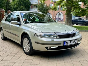 RENAULT LAGUNA 1.8 Dynamique XENON//FÉLBŐR//2 KULCS