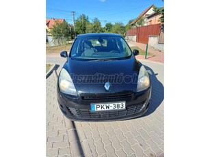 RENAULT SCENIC Grand Scénic 1.6 dCi Stop&Start Dynamique (7 személyes )