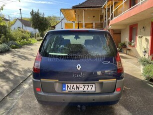 RENAULT SCENIC Grand Scénic 1.9 dCi Dynamique