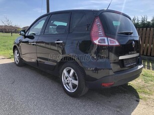 RENAULT SCENIC Scénic 1.5 dCi TomTom EDC Magyar Navigáció jéghideg klíma szervizkönyv könyv!