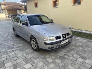 SEAT CORDOBA 1.6 Sport