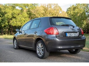 TOYOTA AURIS 1.4 D-4D Luna E15UT(A)