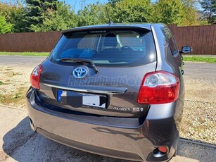 TOYOTA AURIS 1.8 HSD Sol Navi (Automata)