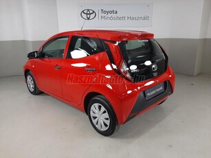 TOYOTA AYGO 1.0 x MY21 MAGYAR-SZERVIZKÖNYV-GARANCIA