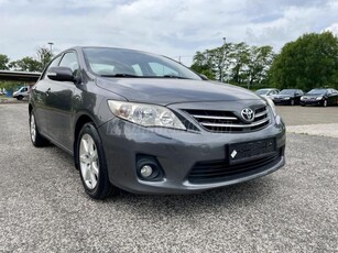 TOYOTA COROLLA Sedan 1.6 Luna MEGKÍMÉLT ÁLLAPOT/ DIGIT KLÍMA/ ALUFELNI/ KT KULCS/ 2 ÉV MŰSZAKI