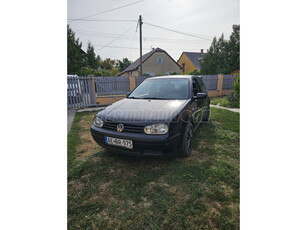 VOLKSWAGEN GOLF IV 1.6