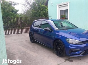 Volkswagen Golf VII 2.0 TSI R 4Motion DSG Magya...