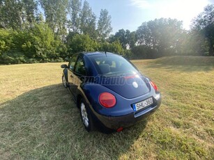 VOLKSWAGEN NEW BEETLE 1.4