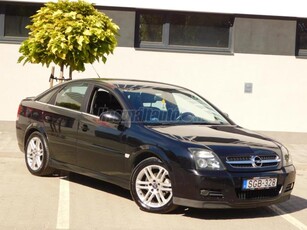 OPEL VECTRA 2.2 GTS Elegance Magas extralistával