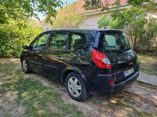 RENAULT GRAND SCENIC Scénic 1.9 dCi Dynamique