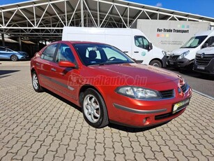 RENAULT LAGUNA 2.2 dCi Dynamique (Automata)