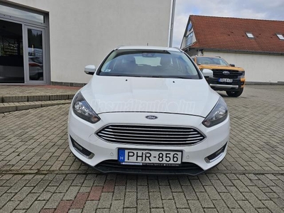 FORD FOCUS 1.5 TDCI Titanium S S Powershift Magyarországi. garantált km