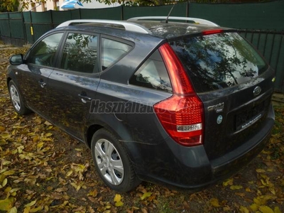 KIA CEE'D 1.4 EX csere