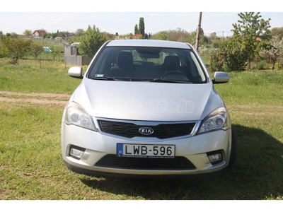 KIA CEE'D 1.6 CRDi EX EURO5