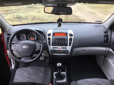 KIA CEE'D ED 1.6 CRDI 90LE