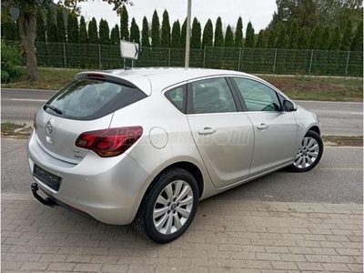 OPEL ASTRA J 1.7 CDTI Cosmo