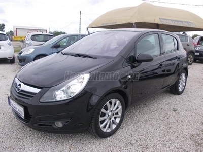 OPEL CORSA D 1.4 Cosmo