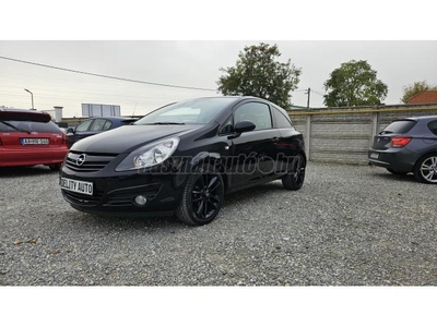 OPEL CORSA D 1.4 Sport Kerékpártartós