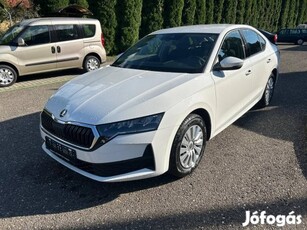 Skoda Octavia 1.5 TSI ACT Essence Készletről az...