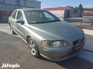 Volvo S60 2.5 T AWD Momentum (Automata) Magyaro...