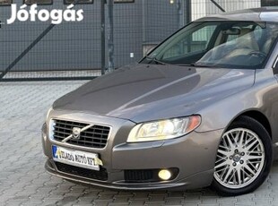 Volvo S80 2.4 D [D5] Executive (Automata) / VAL...