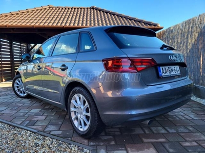 AUDI A3 Sportback 1.6 TDI Design Bőrbelső. 6-os váltó. digit klíma!