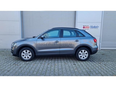 AUDI Q3 2.0 TDI DPF quattro S-tronic