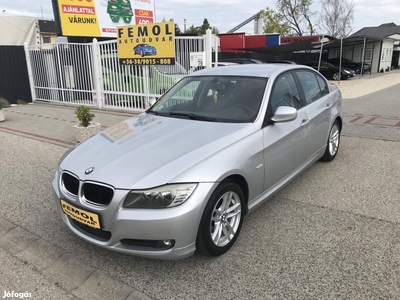 BMW 318i Megkímélt! Végig vezetett szervizkönyv...