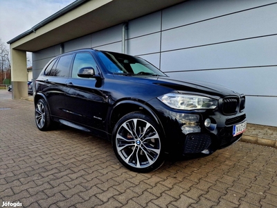 BMW X5 xdrive40d (Automata) Megkímélt Állapot!!...