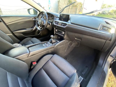 MAZDA 6 Sport 2.2 CD AWD Attraction