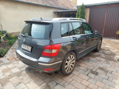 MERCEDES-BENZ GLK 220 CDI BlueEFFICIENCY 4Matic (Automata)