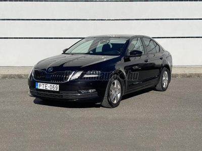 SKODA OCTAVIA 1.6 CR TDI Style DSG Mo-i.Szkönyv.1 Tulaj